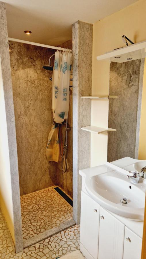 Gasthof Dorfschenke Stall Ngoại thất bức ảnh