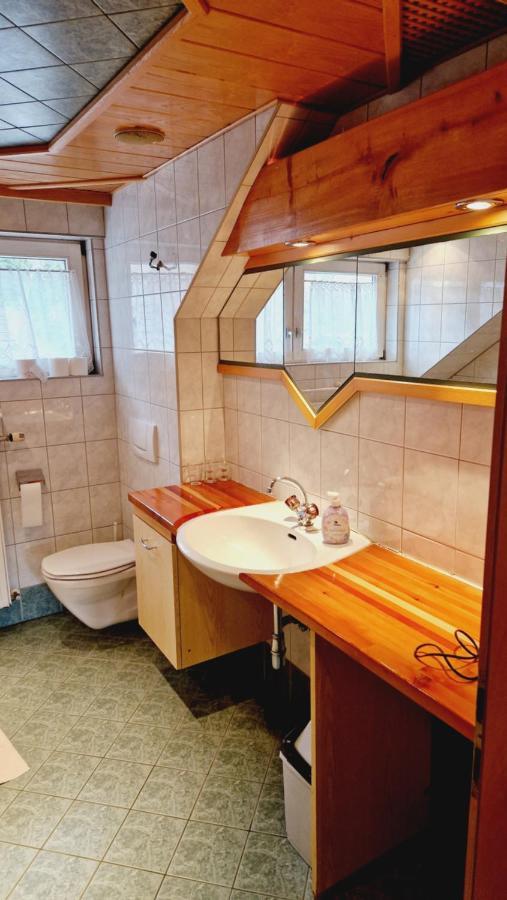 Gasthof Dorfschenke Stall Ngoại thất bức ảnh