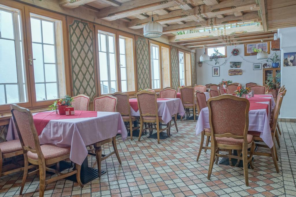 Gasthof Dorfschenke Stall Ngoại thất bức ảnh